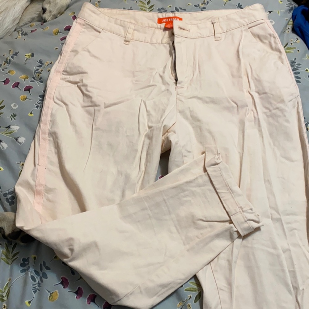Cropped pastel pink pant